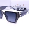 Designer Versage Versache Sonnenbrillen Zyklus Luxus Mode Sport Polarisierte Sonnenbrille Männer Frau Neu Vintage Fahren Strand Reisen Schule Schwarze quadratische Sonnenbrille