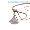 Designer Luxury Brand Jewelry Pendant Necklaces Skirt Womens Fan 925 Silver Necklace Rose Gold Sky Star White Fritillaria Clavicle Chain