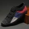 Skor Nya mäns dukskor är mångsidiga trendiga färgmatchande andningsbara lätta lågtoppariska skor man sneakers för män