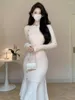 Vestidos casuais coreano chique mulheres outono inverno branco malha fishtail envoltório vestido preto o-pescoço cintura alta magro elegante festa botão vermelho