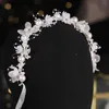 Tiaras lyxiga pärlor strass hår smycken för kvinnor handgjorda tiara brud hårband bröllop hår tillbehör presenthuvudstycken y240320