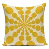 Housse de coussin géométrique, taie d'oreiller avec lettres jaunes et noires, décoration moderne et Simple pour la maison, pour canapé-lit et salon