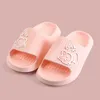 Slippers Kat cartoon damesslippers heren outdoor strand glijbaan badkamer antislip EVA indoor sandalen familie paar platte schoenen flip H2403253