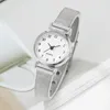 Relógios de pulso Mulheres Moda Relógio Casual Pulseira Relógios Set Senhoras Simples Dial Quartz Dress Relógio Montre Femme