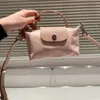 Kadın Crossbody Bag Massai Kadınların El Omuz Torbası Katlanabilir Tuval ve İpek Yüzü ile Cowhide Su Geçirmez Paraşüt 17cm