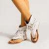 Zapatillas para mujeres sandalias planas de verano botas de ocio transpirables zapatos de cuero de cuero retro sandalias de gladiator retro