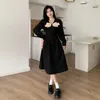 Abiti casual QW Abbigliamento da donna di grandi dimensioni Design Senso di nicchia Francese Autunno e inverno Ragazza grassa Chic Flab Nascondere Scrematura Piccolo Nero