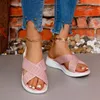 Terlik Kadın Moda Trendi Slip Slip Wear Rahat Yumuşak Yumuşak Çözilmiş Düz Sandalet Flip-Flops Kadınlar İçin Ayakkabı Slaytlar Kadınlar