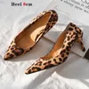 Geklede Schoenen Voesnees Luipaardprint Dames 2021 Lente Herfst Nieuwe Mode Puntschoen Pompen Stiletto Ondiepe Mond Nachtclub Hoge Hakken6G62 H240321