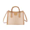 Bolsas de marca por atacado de moda transfronteiriça nova bolsa de bolsa feminina de grande capacidade Casual Bolsa de bambu de bambu de crocodilo