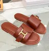 صيف فاخر للنساء Marcie Sandals أحذية ذهبية اللون من جلد العجل Tpu Slide Flats Slip-on Slippers Mule مريحة اليومية سيدة المشي EU35-43