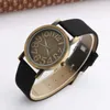 Wristwatches 2024 Sell Womage Watch Women Leather Straps Quartz Ladies Fashion Watches Relogio Feminino