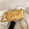 Totes saco de luxo para as mulheres 2024 retro bolinho forma mensageiro moda feminina crossbody sacos ombro bolsa pacote nuvem