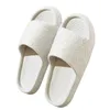 Tofflor Nytt mode sommarpar tecknad lättnad Flat Slides Lithe tunna sandaler för kvinnliga män damer hem inomhus flip flops01i6us h240322