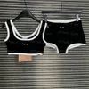 Designer Kvinnor BH -trosor Ställ in lyxkontrast Färgtrådfria underkläder Sexig sportig Yoga Gym Croped Singlet Tank Tops Lingerie