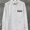 Koszulki sukienki męskiej Kobiety Kobiety 2024 Spring Koreańska koszula modowa RWB Stripe na kieszeni Casual Cotton Oxford Formal