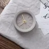 Orologi da tavolo Minimalista Carino Orologio da scrivania silenzioso Analogico Digitale Estetico Ufficio Lusso Moderno Nordic Reloj De Mesa Decorazione della stanza