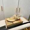 Kanal gladiator sandal tofflor box mule designer flip flops glida dansskor sommar strand pool läder loafer lyx platt män kvinnor skjutreglage sandale casual sko