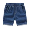 De Peach Summer Baby Boys Jeans Shorts Children Cotton Cotton Denim Shorts Toddler Kids Girls Canual Cowboy Short Pants 240315