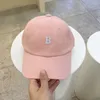 Top Caps Mektup B Kadınlar İçin Beyzbol Kapağı Y2K Kore Korece Düz Renk Snapback Hat Yaz Güneş Koruyucu Ayarlanabilir Kadın Tepe