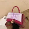 designer bag tote bag and generous women's bag Elegant one shoulder Fresh sweet fish scale texture messenger Autumn winter 5548