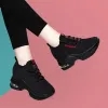 Laarzen Zwart Nieuwe vrouwelijke mesh Fashion platform Sneakers Wedge -schoenen voor vrouwen in de hoogte toenemende dames lopen veter omhoog casual trainers