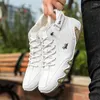 Casual schoenen dames luxe sport lederen enkellaarsjes 2024 mode plus size gevulkaniseerde comfort hoge sneakers heren