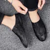 Mocassins en cuir pour hommes, chaussures décontractées, marque de mode, demi-pantoufles d'été, respirantes, confortables, souples, sandales de loisirs à talons bas