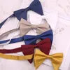 Yay Ties 12 11cm Tide Sarı Beyaz Katı Polyester Cowhorn Bowtie Erkek Kadın Swallowtail Elbise Aksesuarları Kravat