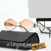 Sonnenbrillen, Designer-Sonnenbrillen für Damen, Brillen, UV-Schutz, modische Sonnenbrille, Buchstabe, lässig, Retro-Brille, Metall, Vollformat