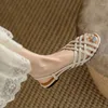 Sandaler 2024 Summer Flat Soft Moft Bottom French Retro Women's White Low Heel Hollow Fish Mouth Shoes