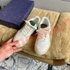 Berühmter Designer neu-Web-Sneaker Männer Frauen Gummi Außensohle Freizeitschuhe Leder Leder und Ebenholz Original Canvas Sticked Sneakers Größe 35-45 mit Box