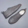 Casual skor män läder handgjorda sneakers andas designer mäns loafers mode moccasins zapatos hombre bd23098