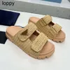 NOWOŚĆ 24SS Women Designer Slajd Schrochet Kliny Slajdy Czarna platforma platforma słomka Slipper Supper Letnie paski Flat Comfort Mule Plaży Kapta damskie