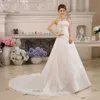 カスタムウェディングドレスA-Line Bridal Gown with Long TraineseevelessストラップレスサテンブライダルドレスVestido de noiva size2-28w