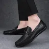 Scarpe casual Mocassini da uomo Slip On Moda Vera pelle Leggero Suola morbida Calzature Barca Comodo maschio pigro per