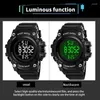 リストウォッチYikaze Men's Sport Watch Multifunction Military Men Alam Clock Big Dial Digital Watches防水電子腕時計