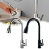 Banyo lavabo muslukları su musluk musluk 2 püskürtücü modlar paslanmaz çelik ve soğuk mutfak yıkama havzası 360 ° rotasyon