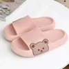 Slippers Thuis Cloud Vrouw Teddybeer Zomer Strand Slippers Indoor Zachte Zool Antislip Eva Sandalen Heren Mannelijke Kai Slippers Funny01D2ZA H240322