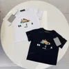 Summer Kids T-shirt Luxury Designer Black White Children Kortärmad 100% bomull för flickor pojkar baby toppar tees barnkläder