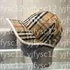 Sun Hat Ball Caps Graffiti Hat swobodne litery Galeria zakrzywiona czapka baseballowa Dept Brim dla mężczyzn i kobiet swobodne listy W-9