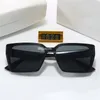 2024 Fashion Designer Okulary przeciwsłoneczne dla mężczyzn Kobiety Klasyczne nastawienie Metal Square Frame popularna retro awantgarde Outdoor UV 400 Ochrona przeciwsłoneczne