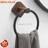 Anillos de toalla BAKALA Anillo de toalla de madera para baño Soporte para toallas montado en la pared Toalleros de mano para cocina Cuarto de baño Sin accesorios de perforación 240321