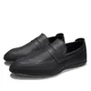 Chaussures décontractées faites à la main pour hommes, chaussures souples et confortables pour l'extérieur, à enfiler, en cuir véritable, à la mode