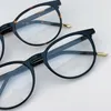 Desinger نظارات شمسية إطار العلامة التجارية امرأة الموضة الرجعية المضادة للعلامة العلامة التجارية مصمم الفراشة الكلاسيكية Cat Eye Sunglasses TF5608 القيادة الكلاسيكية مع مربع