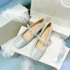 Designer Luxus Damen Sandalen Klassische Ballettschuhe Perlenketten Leder Gummi Sandale Mode Hausschuhe Flip-Flops Heatshoes 34-40