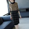 Vestidos casuales Ropa de mujer Medio cuello alto Vestido midi Chic Leopard Patchwork Plaid Impreso Otoño Invierno Punto Recto