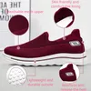 Casual Shoes Women Summer Flying Weave Sneakers Super Light bekväm vulkaniserat kvinnligt nät andningsbara