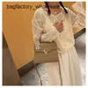 Counter High Quality Luxury Explosive Shoulder Fashion Bag Autumn New Universal Womens Bag Small Square Car Sewn Single Shoulder Pu Cover Style Bag