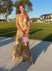 Tierred Ruffles Flower Print Sling Maxi Dress Fashion Bohe ärmlös Bodycon Vestidos Kvinnlig strand Holiday Long Robe 240309